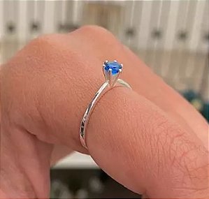 ANEL SOLITARIO SAFIRA