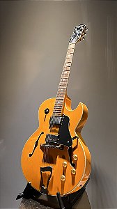 Guitarra elétrica Tagima Jazz 1750