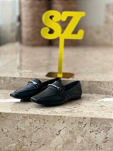 Mocassim Preto em Couro