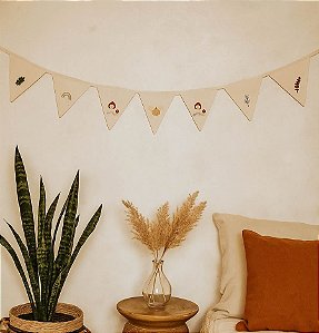 Varal Bandeirolas Bandeirinhas Bordada à Mão Cogumelos Folhas Boho