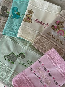 Toalha Infantil Lavabo Bordada com Nome + Desenho