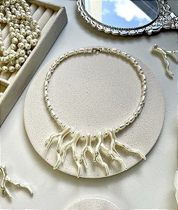 Colar Pérolas com Galhos Luxo