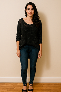 Blusa tricot com leve brilho
