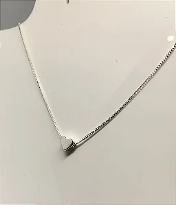 Colar coração baby