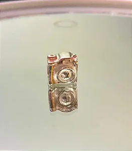 Berloque separador de câmera banhado a prata