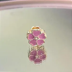 Berloque separador flor lilás banhado a prata