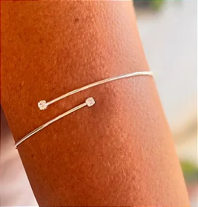 Bracelete de braço + ponto de luz