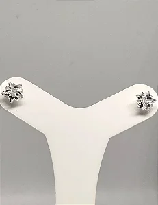 Brinco Estrela 8mm Cristal