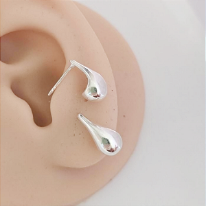 Brinco Hailey Liso 13mm