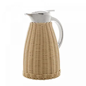 Garrafa Térmica 1,5L Aço Inox com Rattan Bege – Estilo Rústico para Café e Chá