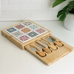 Conjunto 6 Peças para Queijo com Bandeja de Bambu e Tábua Ladrilho 23x23x4cm