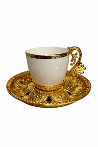Jogo de Xícaras de Café Branca com Dourado em Porcelana e Metal – Conjunto Luxo 6 Peças