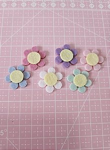 RECORTES FLORZINHAS COM MIOLO