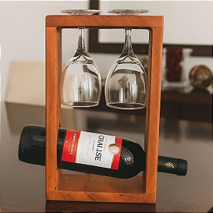 Porta Vinho e Taças de Mesa em Madeira