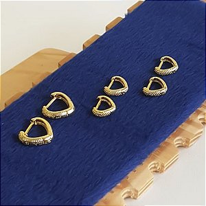 TRIO DE BRINCOS DE CORAÇÃO BANHADO OURO 18K
