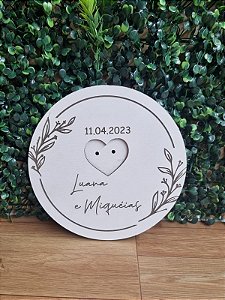 PORTA ALIANÇA REDONDO EM MDF BRANCO. COM GRAVAÇÃO A LASER