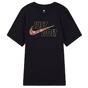 Camiseta Nike Sportwear Asbury Preta