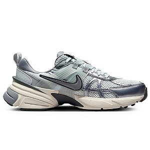 Tênis Nike V2K Run Cinza/Prata