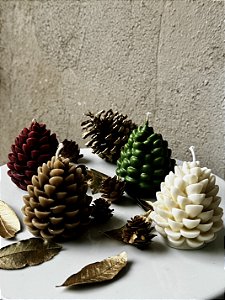 VELA DESMOLDADA PINHA