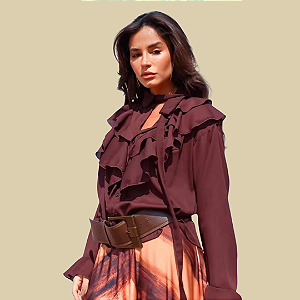 Camisa em crepe com babados fluidos