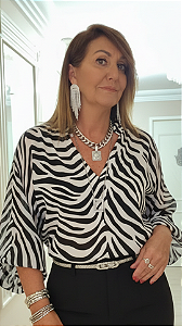 Blusa animal print preta/bege