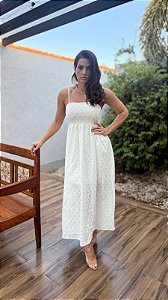 Vestido Lasie Branco - Elegância e Conforto em Cada Detalhe
