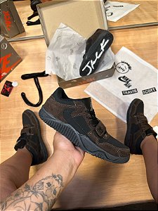 BOTA JORDAN JACK- 38 AO 43