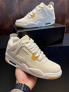 BOTA JORDAN 4 34 AO 43