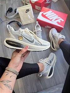 TÊNIS NIKE RUM VOMERO 18 34 AO 39