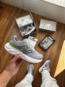 TÊNIS NEW BALANCE FRESH FOAM 1080