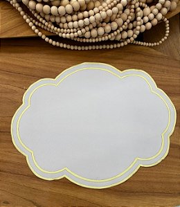 Americano Nuvem Oval Amarelo