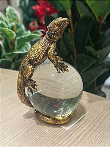Lagarto Decorativo com Bola