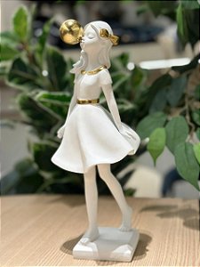 Escultura poliresina menina bra dourado
