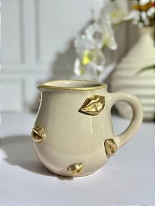 Leiteira artesanal boca dourada