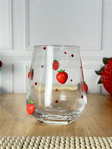Copo artesanal vidro com morango
