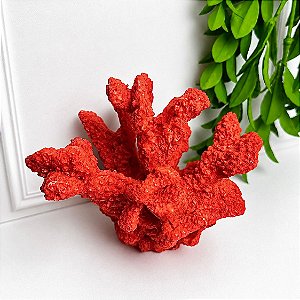 Escultura coral em resina vermelho