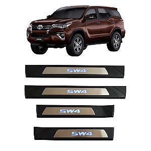 Soleira de Porta LED Toyota SW4 2016 a 2025 Aço Inox Escovado