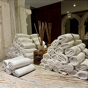 Toalha Branca Lavabo - Algodão, 30x30cm