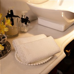 Toalha Branca Lavabo com Renda - Algodão, 30x30cm (2 peças)