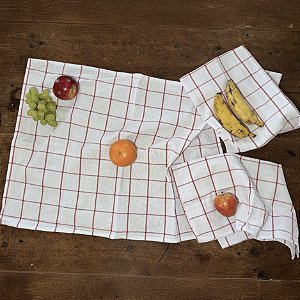 Pano de Copa Filomena Off White com Xadrez Vermelho - Algodão, 50x70cm