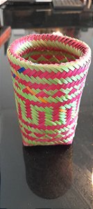 Porta-Canetas Guarani: Arte Indígena e Organização com Alma