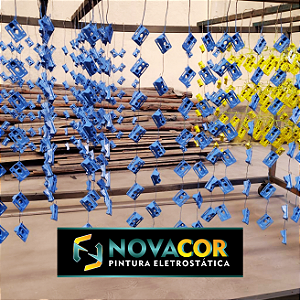 Pintura eletrostática em Alumínio azul e amarelo
