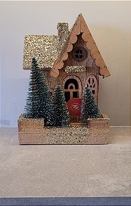 Casinha de Madeira com Glitter e Luz 26cm