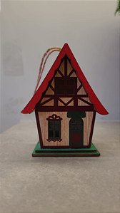Casa de Madeira com LED - Decoração Charmosa de 10cm