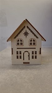 Casa de Madeira com LED - 9cm
