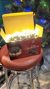 Pisca Strobo 500 LED 10 m - Luz quente (amarela) com fio verde