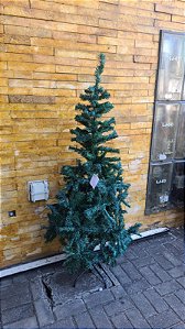 Árvore de Natal 1,5m com 400 Galhos e Pé de Ferro