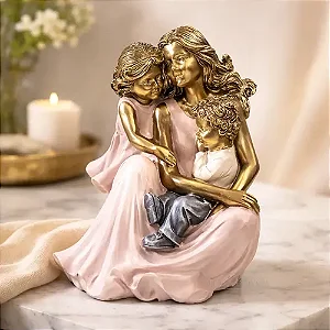 Escultura Mãe com Filhos em Resina - 9,5x9x11,5cm