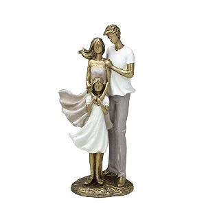 Família / Menina Decorativa Dourada em Resina - 12,5x9,5x26cm