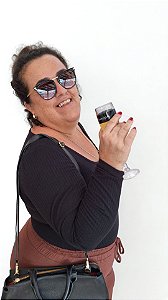 Body Suplex Manga Longa Plus Size - Não amassa e modela a silhueta com conforto.